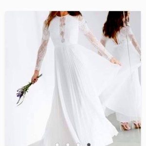 ASOS Keyhole Long Sleeve Pleated Dress- Size 6